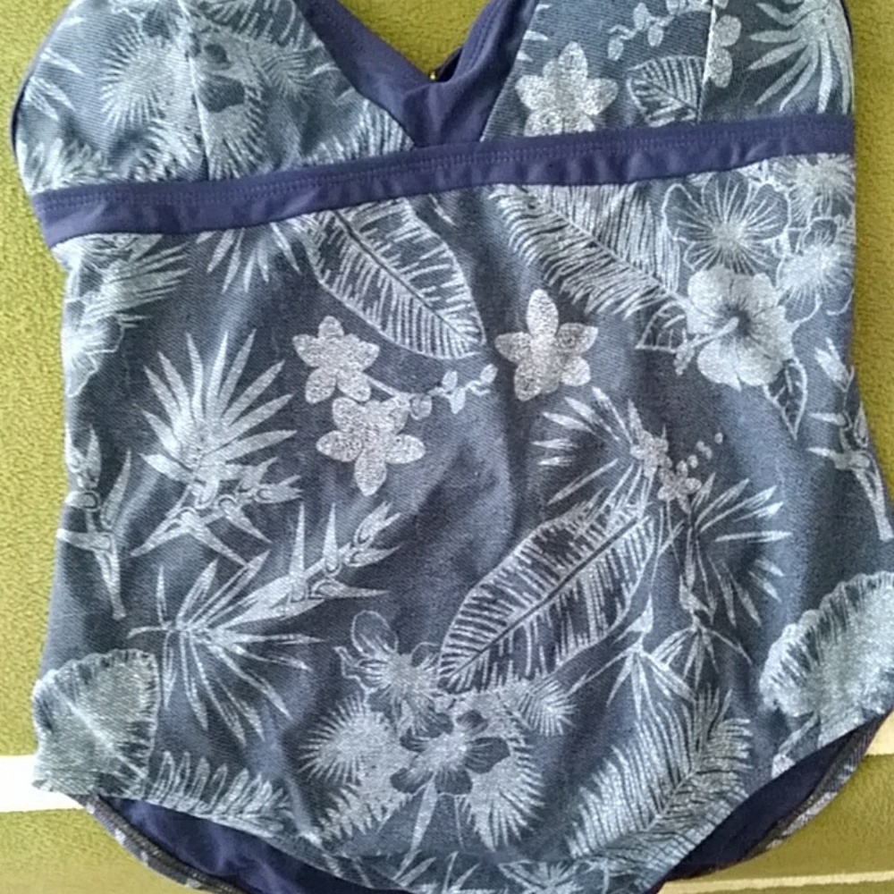 Vigoss swim suit
